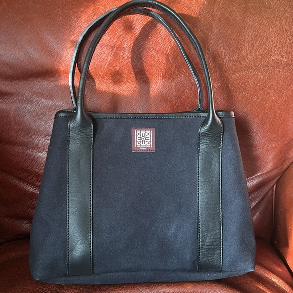 Sugar Scull Tote - Picture 2 of 11